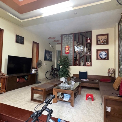 bán nhà khu đô thị trần lãm, giá 6,5 tỷ có thương lượng, 75m2, 4 tầng đủ công năng