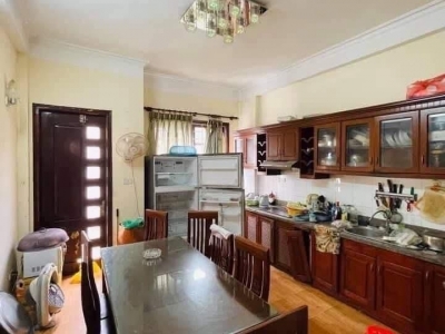 Bán Nhà. Khương Đình . Thanh Xuân 80m x 3T x Mặt tiền 4.3m . Giá 14,5 tỷ