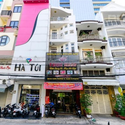 Bán nhà mặt phố Cầu Giấy, 7 tầng thang máy, MT khủng 6m,  2 mặt phố đang kinh doanh giá đầu tư