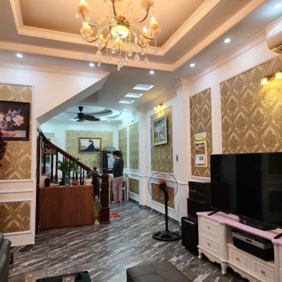 BÁN NHÀ PHỐ CẦU GIẤY, NHÀ ĐẸP, NGÕ KINH DOANH, 40M2 7,9tỷ