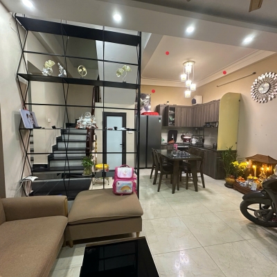 BÁN NHÀ PHÚC LỢI LONG BIÊN DT 37M2 Ô TÔ GẦN TRẺ CON ĐI HỌC HAI BƯỚC Ở SƯỚNG