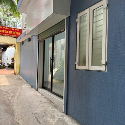 Cho thuê nhà Phố Bà Triệu, vài bước ra Phố 3 tầng x 35m2, 2 ngủ, 13 Triệu