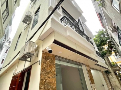 BÁN NHÀ ĐẸP - ĐÔNG NGẠC - BẮC TỪ LIÊM - DT37M2 - 5 TẦNG  - GIÁ 5,7  TỶ - NGÕ GẦN Ô TÔ - THÔNG