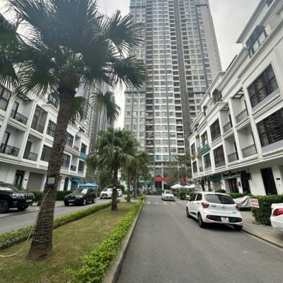 BÁN BT KHU ĐÔ THỊ VINHOMES GARDENIA 113Mx4T, MT 5M – HÀM NGHI ????
✨ CĂN GÓC – VỈA HÈ ĐÁ BÓNG – THÔNG SÀN – KINH DOANH ĐỈNH ✨