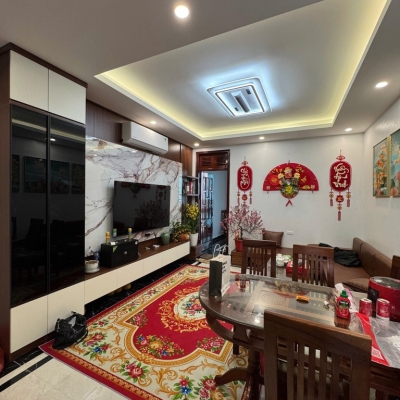 Phố Lạc Long Quân, 6 tầng TM, MT rộng, ô tô vào nhà, ở kết hợp KD, 55m chỉ 22.8 tỷ