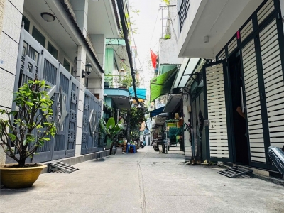 Quận 10 - Hẻm Trước Nhà 4M - 4 Tầng BTCT - Nhà Còn Mới - Nhỉnh 6 Tỷ