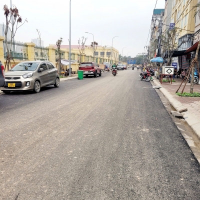 Bán Nhà Ngõ Thông Ô Tô Kinh Doanh 42m 5T 4Pn Kim Giang Chỉ 7,49 Tỷ