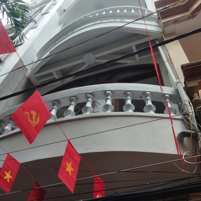 Cho thuê nhà ngõ ô tô Phố Điện Biên Phủ, 4 tầng 35m2, 3 ngủ, 3 vệ sinh  Vp kết hợp ở