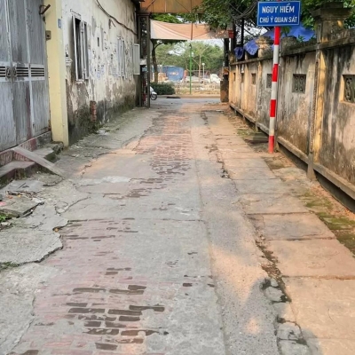 Bán nhà Kim Giang- Nhà đẹp- Dân xây- Phân lô quân đội- 45m2