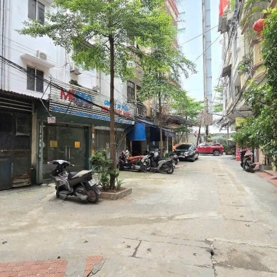 ÔTô tránh Đê La Thành (Kim Mã) Công Viên Thủ Lệ 70m/6T Thang máy, MT 6.1m 26.5 Tỷ