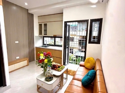 căn hộ tập thể nghĩa tân 50m 2 ngủ 2,95 tỷ-full nội thất đẹp