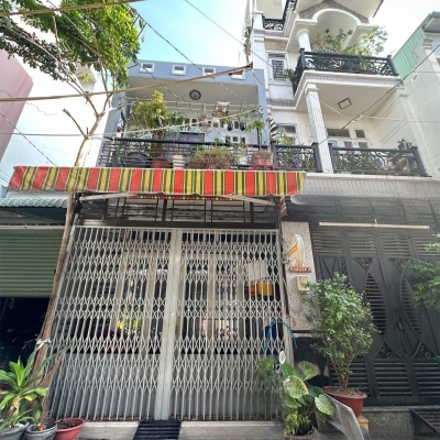 Bán nhà mặt phố Lê Văn Quới, Bình Tân. DT 4x12m, 2 tầng, SH, 2PN. Giá 4.6 tỷ. LH: 0909898125