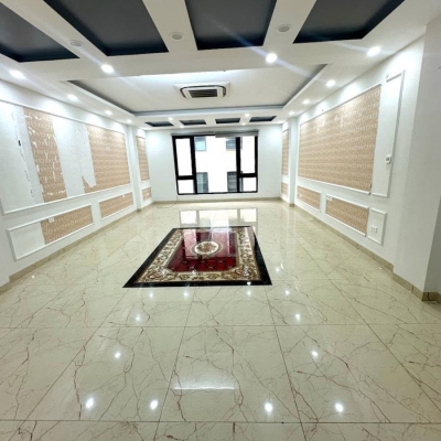 **NHÀ PHÂN LÔ ĐỖ QUANG 65M² - MT 5.5M – 6 TẦNG THANG MÁY – THÔNG SÀN – Ô TÔ TRÁNH**