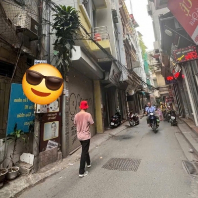 PHỐ CẦU GIẤY, NHÀ 4T ĐẸP DÂN XÂY, GẦN HỒ, Ô TÔ ĐỖ GẦN - 50M2, 11.6 TỶ