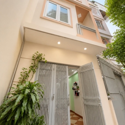 NHÀ ĐẸP HOÀNG HOA THÁM, BA ĐÌNH – NGÕ THÔNG – 47 M2 – 4 TẦNG – MT 4 M – 217 TRIỆU/M²