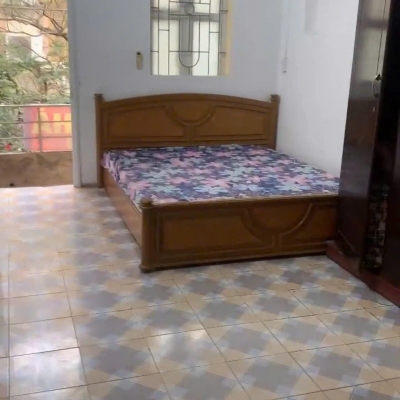 Cho thuê nhà nguyên căn ngõ 147 Tân Mai, 40m² x 2 tầng, 2PN, 2 WC, 8 Triệu