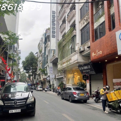 BÁN TOÀ BUILDING MẶT PHỐ PHỐ HUẾ -  HAI BÀ TRƯNG - 105M x 10 TẦNG THÔNG SÀN, MT 6,5M - DT 200TR/ THÁNG -VỊ THẾ ĐẲNG CẤP