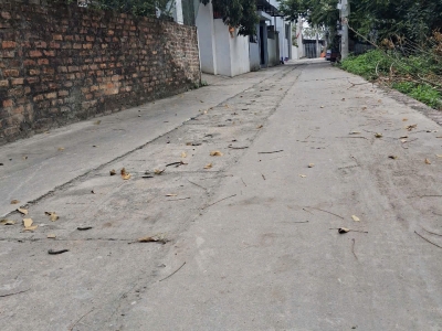 Bán lô đất thôn Ấp Tre, tổ 10, Quang Minh, Mê Linh. Đường thông bàn cờ, mặt tiền rộng 5m