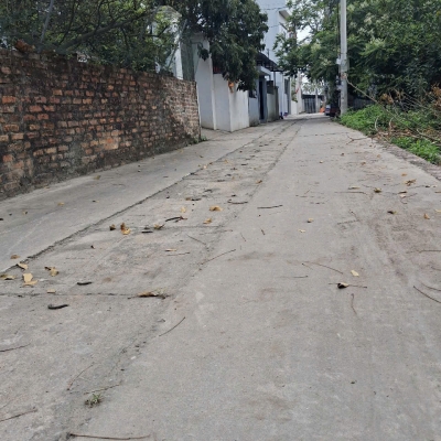 Bán lô đất thôn Ấp Tre, tổ 10, Quang Minh, Mê Linh. Đường thông bàn cờ, mặt tiền rộng 5m