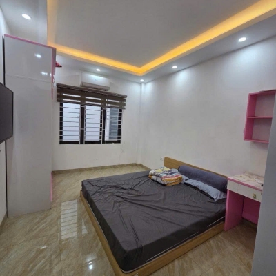 Bán nhà phố Thái Thịnh xây mới 5 tầng - Lô góc trước nhà rộng 3m