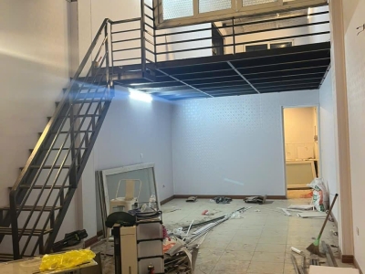 Cho thuê nhà 2 tầng mới đẹp ô tô vào tận nơi tại 14 ngõ 42/251 Thịnh Liệt, DT 52m2, 8tr/th