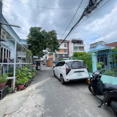 NHÀ 2 MT HẺM XE HƠI NGUYỄN VĂN QUÁ - 80M2 VUÔNG A4 - GIÁ CHỈ 4 TỶ Ở NGAY