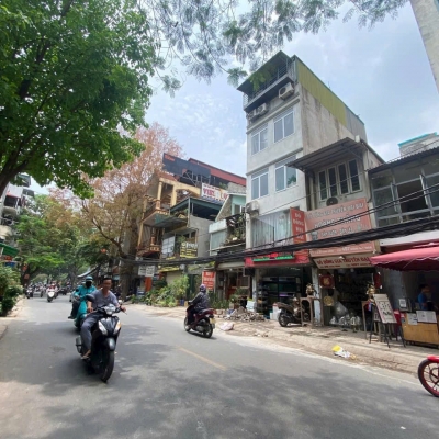 ✈️✈️✈️ SIÊU PHẨM MẶT PHỐ TRUNG TÂM, MẶT PHỐ HOÀNG HOA THÁM 

 .

- GIÁ RẺ HƠN MẶT NGÕ- HỘ KHẨU BA ĐÌNH- TƯƠNG LAI QUY HOẠCH NHÀ TĂNG GIÁ MẠNH✈️✈️✈️✈️