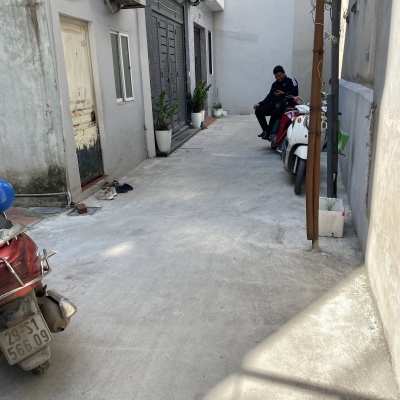 Bán đất ngõ 193 Bồ Đề vuông đẹp, lô góc oto đỗ cổng, chỉ nhỉnh 10t còn tl