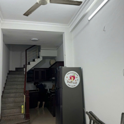 Cho thuê nhà nguyên căn Nguyễn Đình Chiểu Hai Bà Trưng 30m2x4 tầng,2 ngủ khép kín.