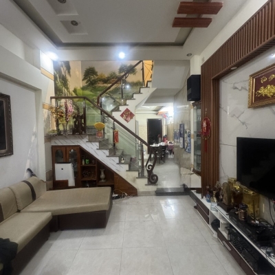 ► Nhà Kiệt Trưng Nữ Vương gần Lê Quý Đôn, đi Bộ ra Bạch Đằng, 80m2, 2 mê, 3PN, 5.x tỷ