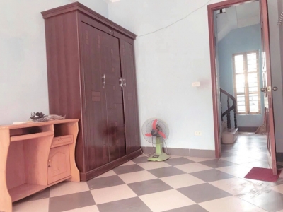 Cho thuê nhà ngõ Gốc  Đề 4 tầng x 35m2, 9 triệu vào ngay