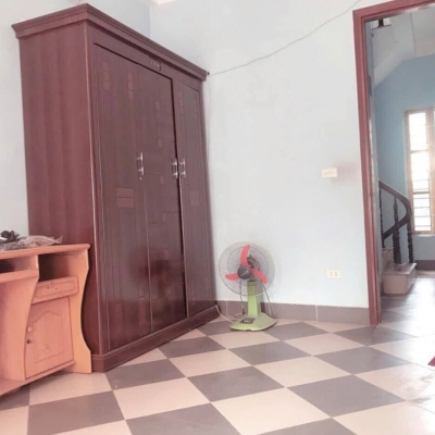 Cho thuê nhà ngõ Gốc  Đề 4 tầng x 35m2, 9 triệu vào ngay