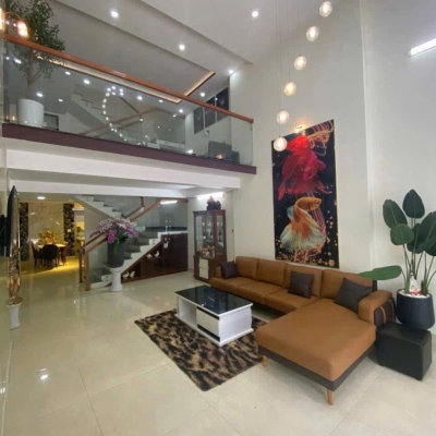 ♥ Mặt Tiền An Xuân, đường 10.5m gần Điện Biên Phủ, 81m2, 3.5 tầng 6 Phòng, 7.3 tỷ