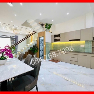 BÁN NHÀ 4 TẦNG, 5.7x8, 4 PHÒNG NGỦ, GÒ VẤP - GIÁ HỜI 6.5 TỶ - VỊ TRÍ VÀNG LÊ VĂN THỌ