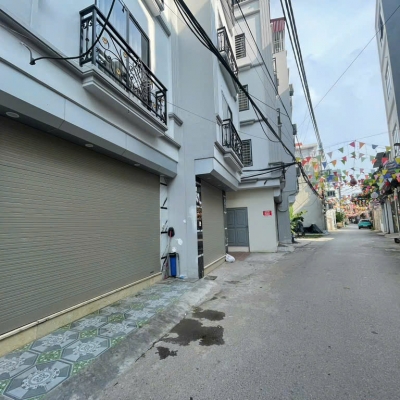 CỰC PHẨM QUANG LÃM HÀ ĐÔNG_ CHỈ HƠN 12 TỶ CÓ NGAY 48M _ NHÀ MỚI SĂN Ở _ 7 TẦNG THANG MÁY _ Ô TÔ TRÁNH NHAU