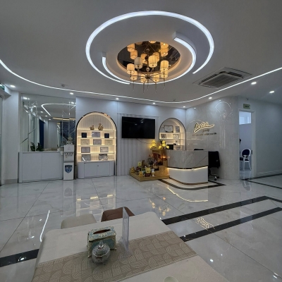 VIEW DÒNG SÔNG XANH - TRUNG TÂM CẦU GIẤY -TÒA VP 8 NỔI 1 HẦM - VỈA HÈ 7M.