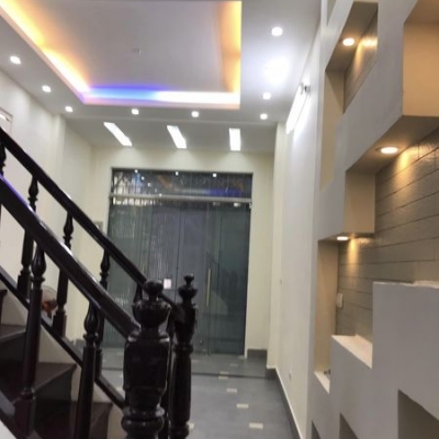 Cho thuê nhà phố Thái Thịnh , 42m2 x 4tầng, giá 20tr