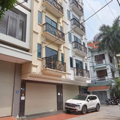 Nhà đẹp, bán nhà Đào Tấn, ô tô vào nhà, thang máy, 54m, chỉ 24 tỷ