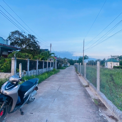 Bán 20m x 29m đất ODT Cam Bình - TX LaGi giá ngộp chỉ 165tr/m ngang