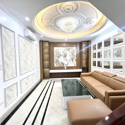 Bán nhà Đội Cấn – 7 tầng thang máy – ô tô vào nhà – 48m chỉ 13.5 tỷ