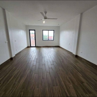 Cho thuê nhà khu Liền Kề 120 Vĩnh Tuy, 6 tầng x 60m2, thang máy, thông sàn kinh doanh