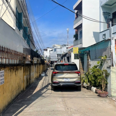 BÁN NHÀ MỚI CĂN GÓC 3 TẦNG MÊ ĐÚC TẠI PHƯỚC LONG, NAM NHA TRANG.