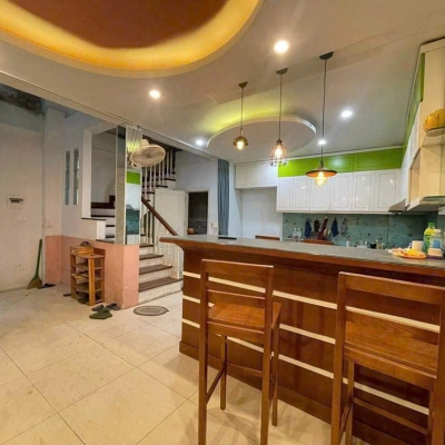 Cho thuê nhà ngõ Minh Khai, 40m² x 5 tầng 4PN KD, VP cty, ở gd, nhóm đi làm 16 Triệu