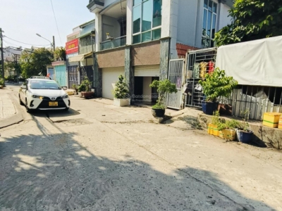 Bán nhà Dưới 6 tỷ 12x15m không có căn thứ 2 181m² gần bến xe quận 8