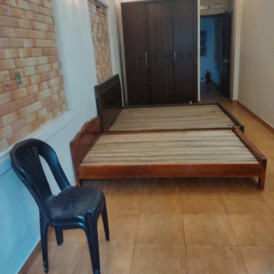 Có phòng trọ cho thuê: diện tích 29 m2, ưu tiên nữ.