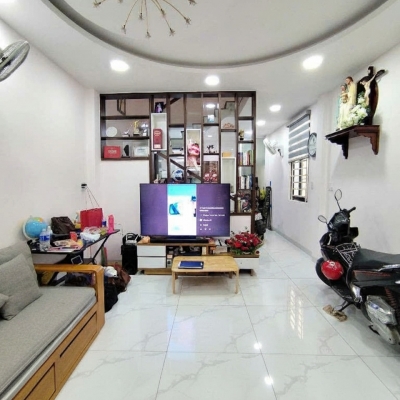 O1870 ???? sát cầu Băng Ky Bình Thạnh, SHR, Vuông, 2 tầng, 4.2x14m, 7.x tỷ