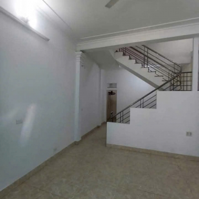 Bán nhà gấp 58m² Tổ 4 Gia Thượng, Quang Minh, Mê Linh - Đang cho thuê Spa - Sổ đỏ sẵn