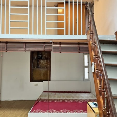 Cho thuê căn hộ Tầng 2 Tập thể  Phố Hàng Quạt 60m2, 2 ngủ,  Full đồ, 9 Triệu/tháng.