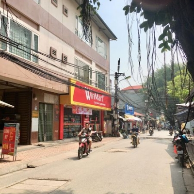 nhà 8 tầng thang máy đường đôi Phú Thượng đối diện Ciputra ô tô trong nhà, dt 80m2, mt 7m, giá chỉ 1x tỷ