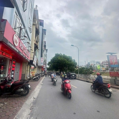 BÁN TÒA MẶT PHỐ THANH XUÂN 80M x 9 TẦNG  - MT 5,5M - VỪA Ở VỪA CHO THUÊ 60 TR/TH